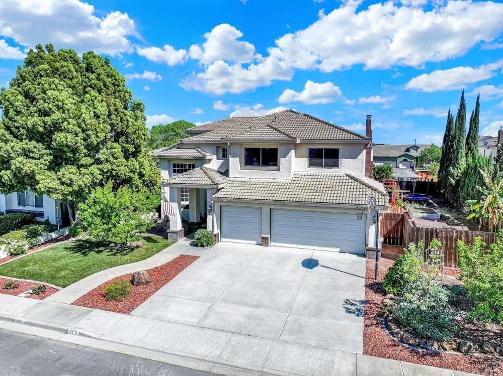 113 Deerglen Circle, Vacaville, CA 95687