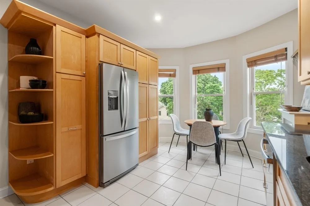14 Linden St, Brookline, MA 02445