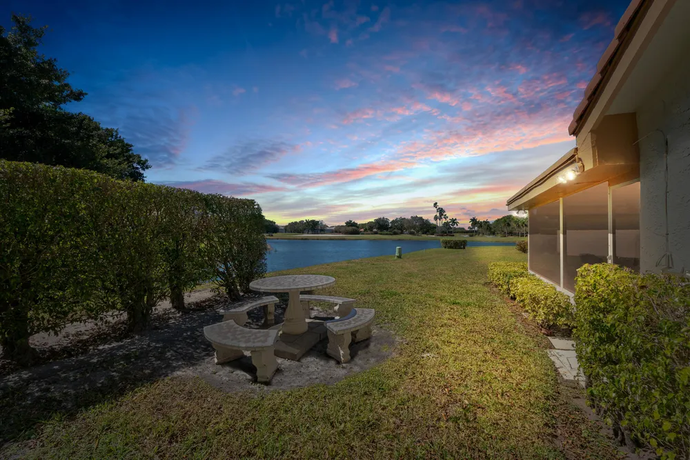 5787 Lakeview Mews Pl, Boynton Beach, FL 33437