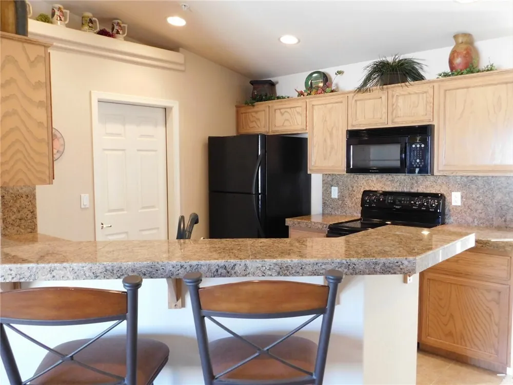 3330 Tomahawk Dr, Lake Havasu City, AZ 86406