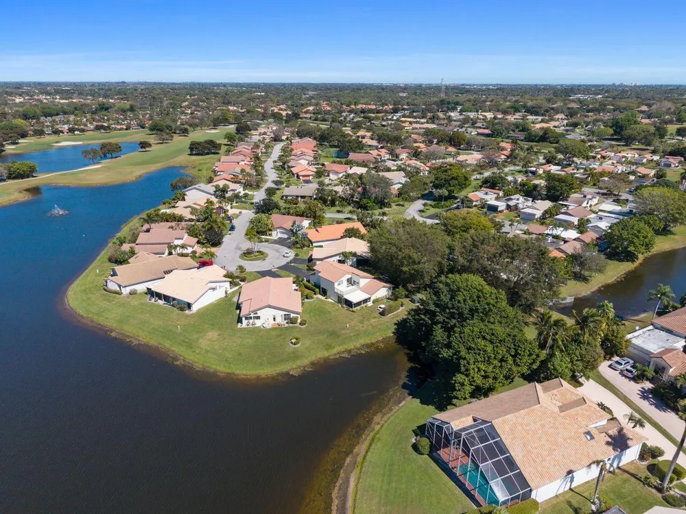 5787 Lakeview Mews Pl, Boynton Beach, FL 33437