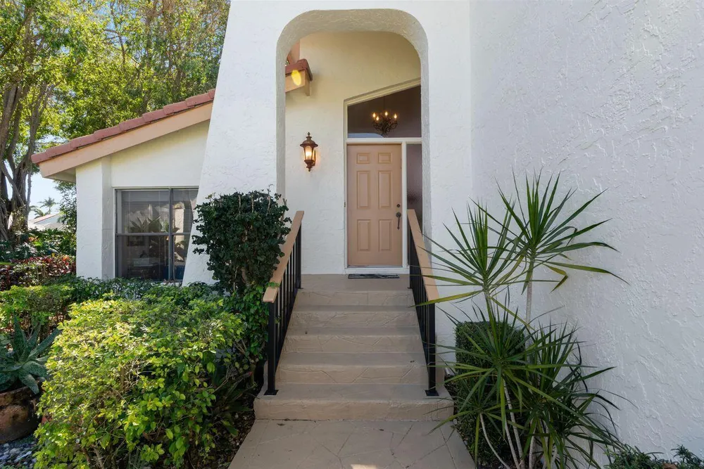 5787 Lakeview Mews Pl, Boynton Beach, FL 33437
