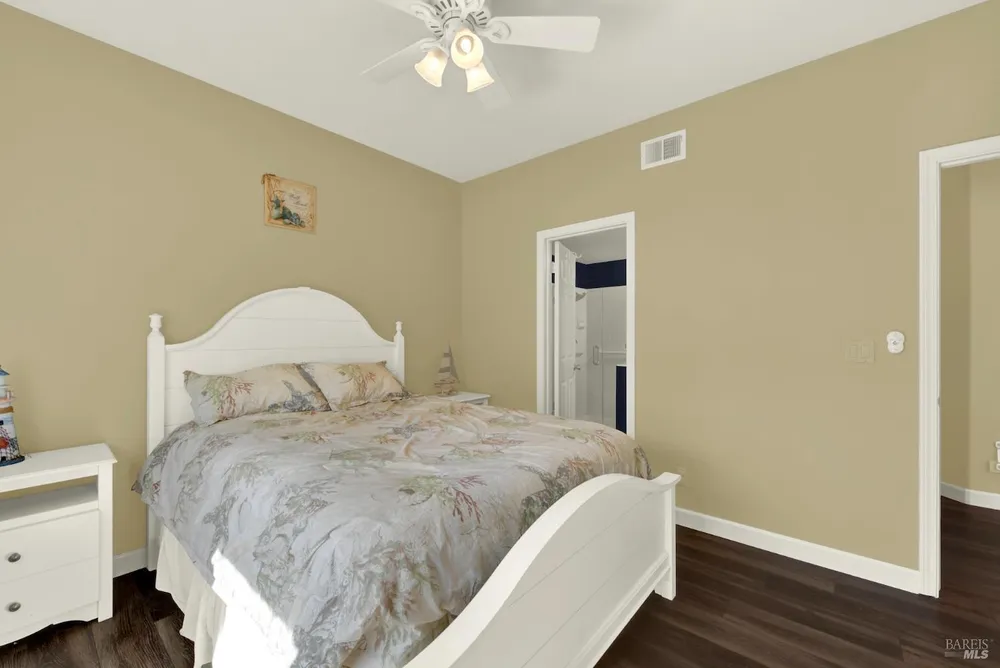 113 Deerglen Circle, Vacaville, CA 95687