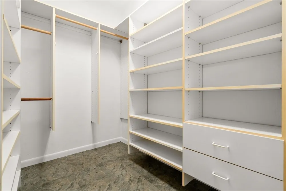 14 Linden St, Brookline, MA 02445