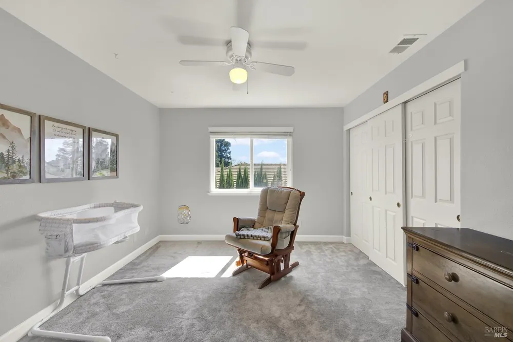 113 Deerglen Circle, Vacaville, CA 95687