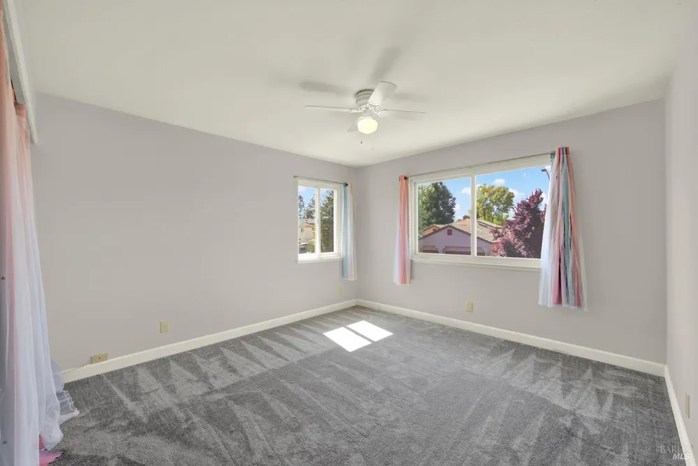 113 Deerglen Circle, Vacaville, CA 95687
