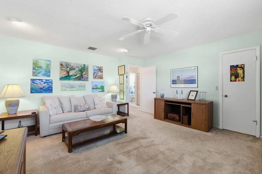 5787 Lakeview Mews Pl, Boynton Beach, FL 33437