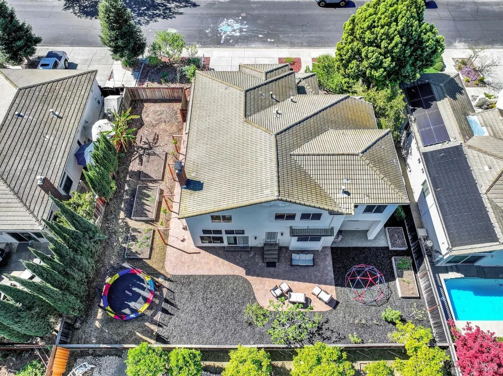 113 Deerglen Circle, Vacaville, CA 95687