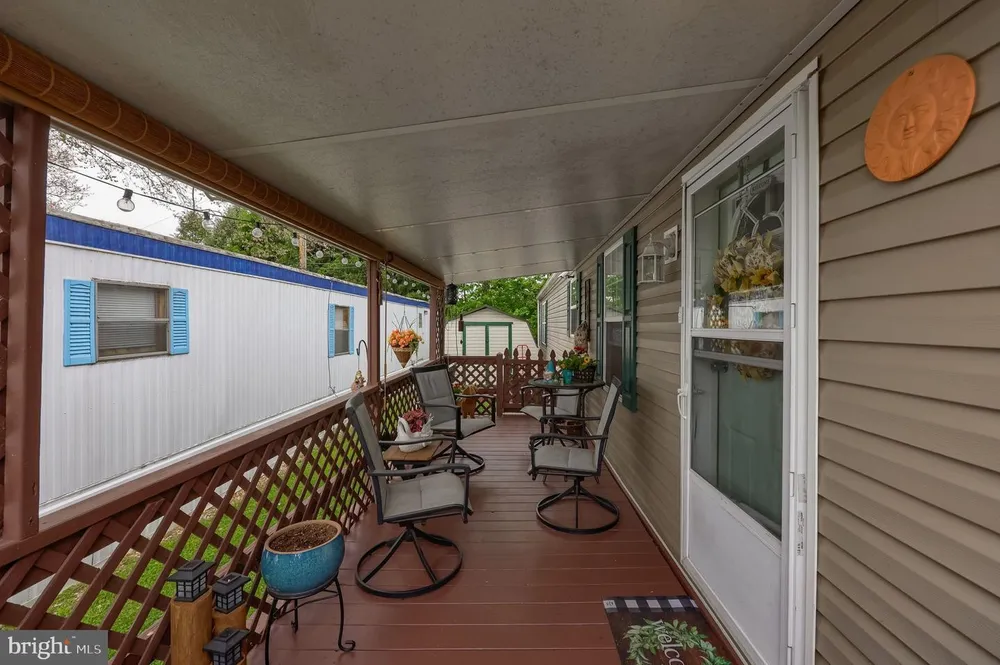 779 Nancy Ln, Lancaster, PA 17601-5823