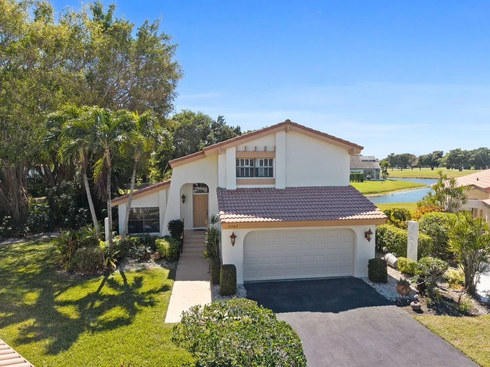 5787 Lakeview Mews Pl, Boynton Beach, FL 33437