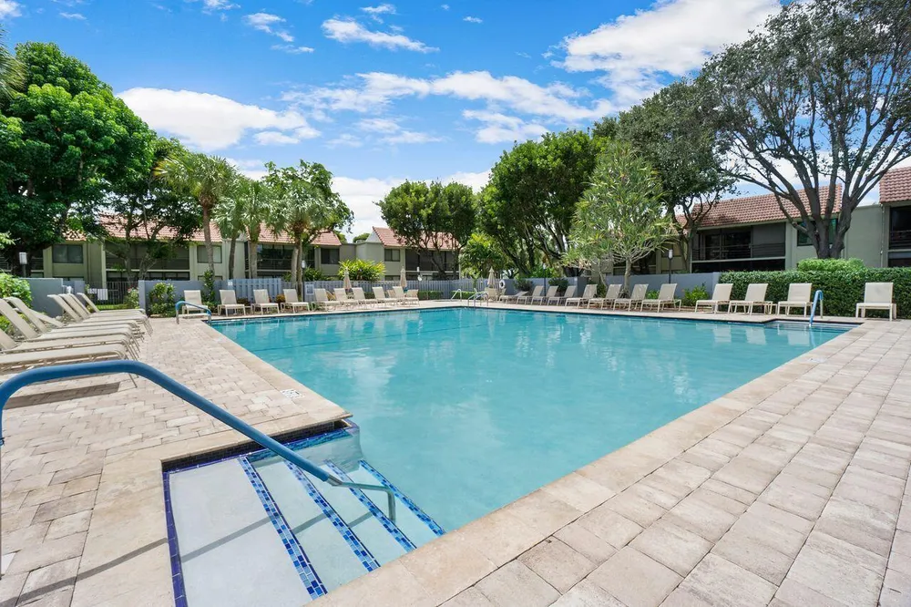 5787 Lakeview Mews Pl, Boynton Beach, FL 33437