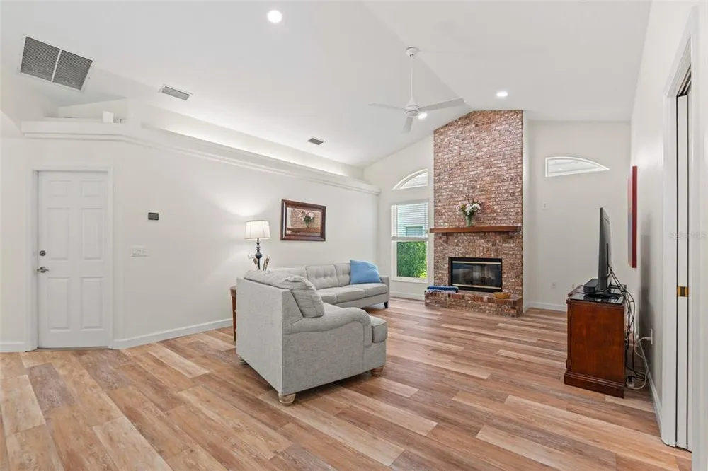 4442 Hollybrook Way, Sarasota, FL 34233
