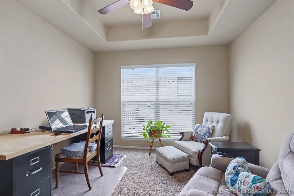 17527 E 43rd St, Tulsa, OK 74134