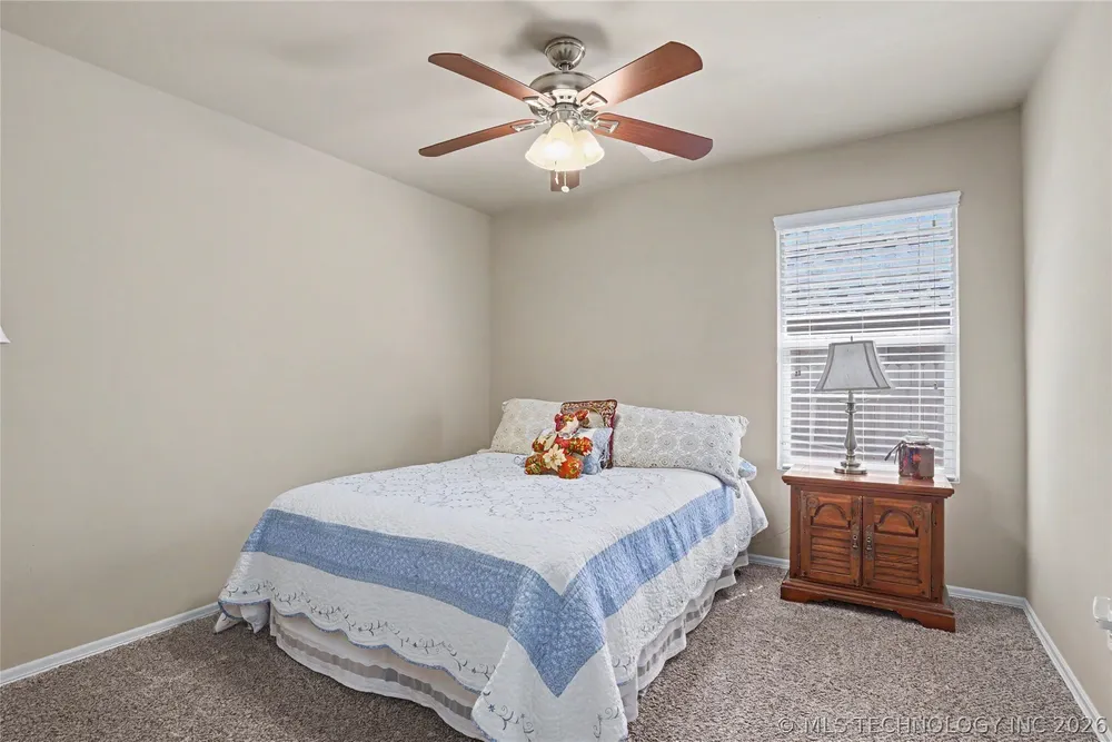 17527 E 43rd St, Tulsa, OK 74134