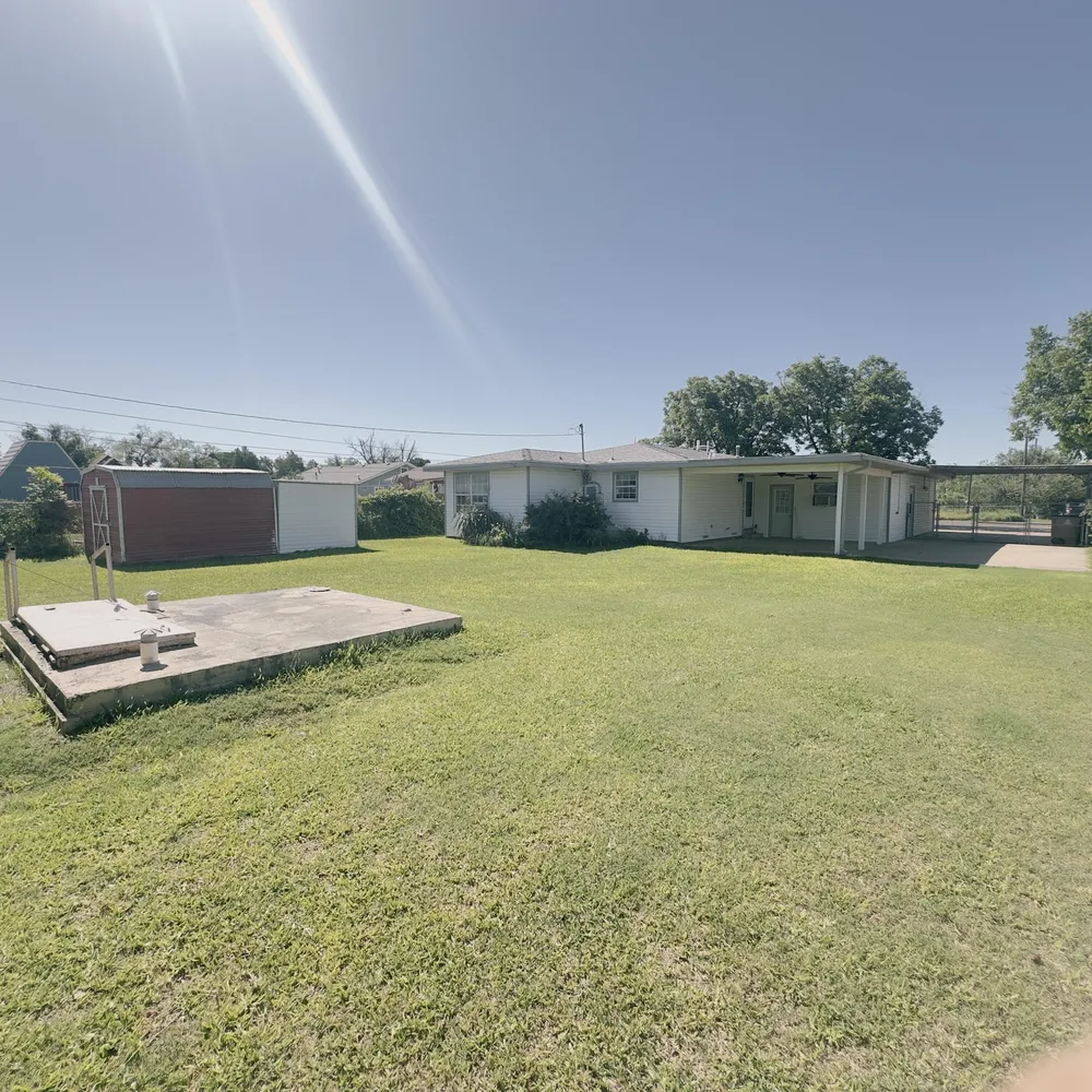 418 E 39th St, San Angelo, TX 76903