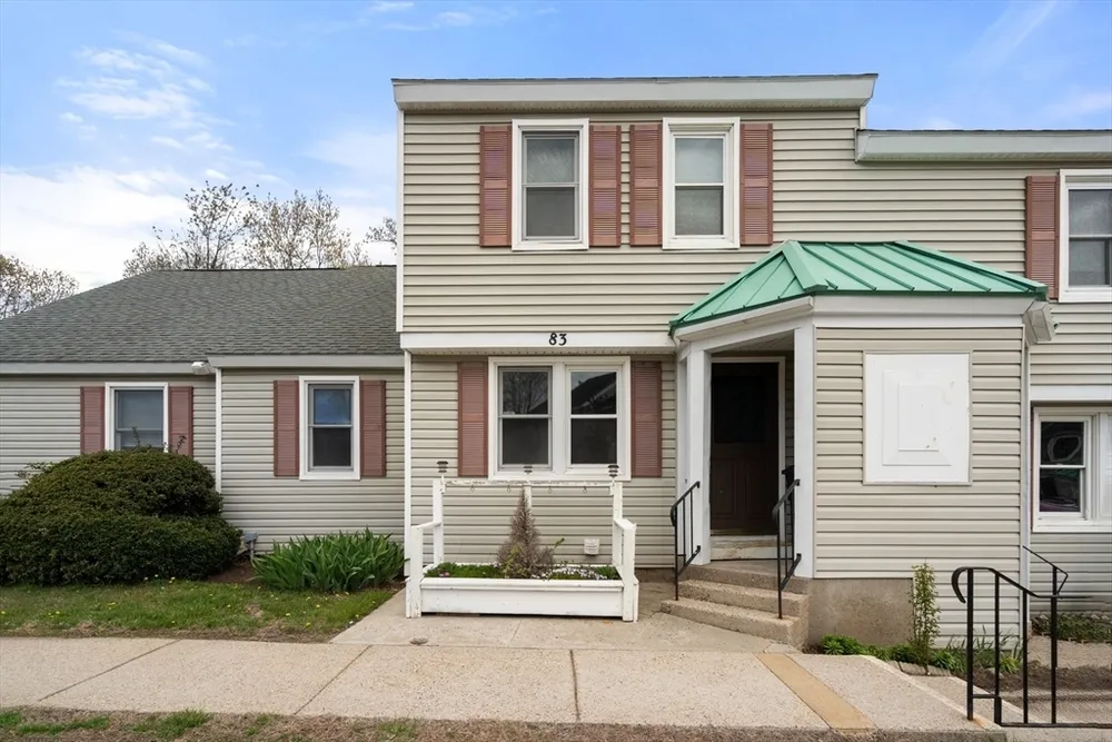 83 Victoria Heights Rd, Boston, MA 02136