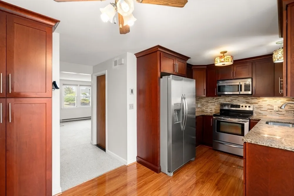 83 Victoria Heights Rd, Boston, MA 02136