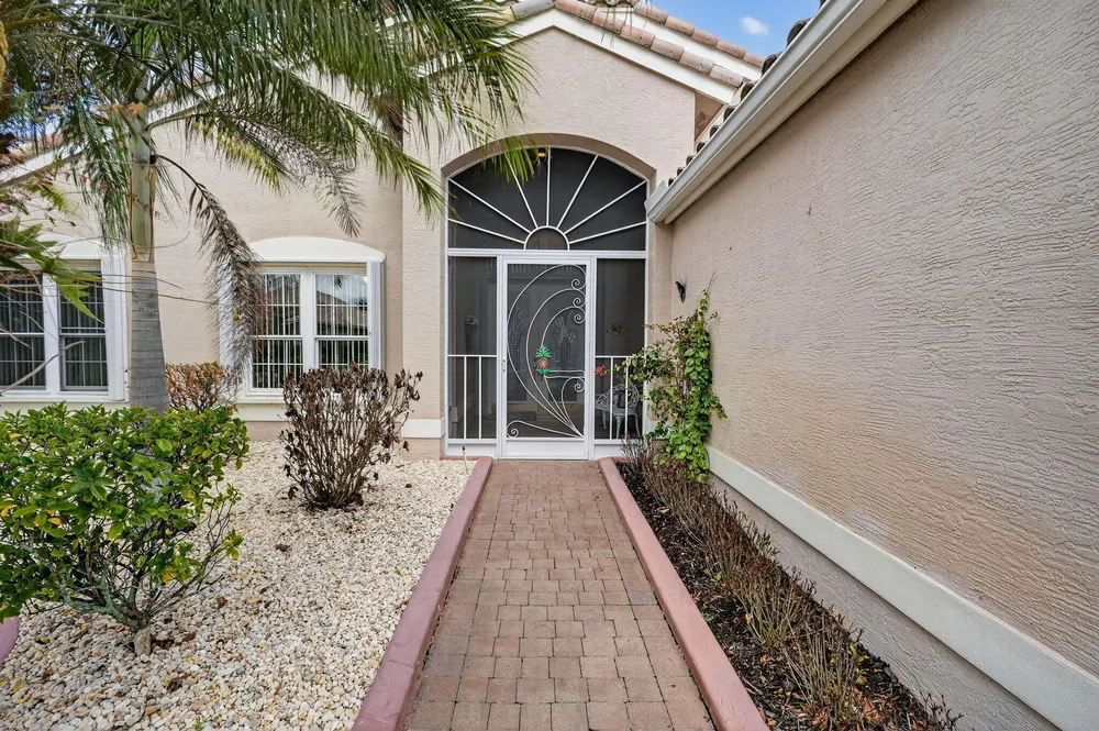 504 NW Serene Meadow Way, Port St Lucie, FL 34986