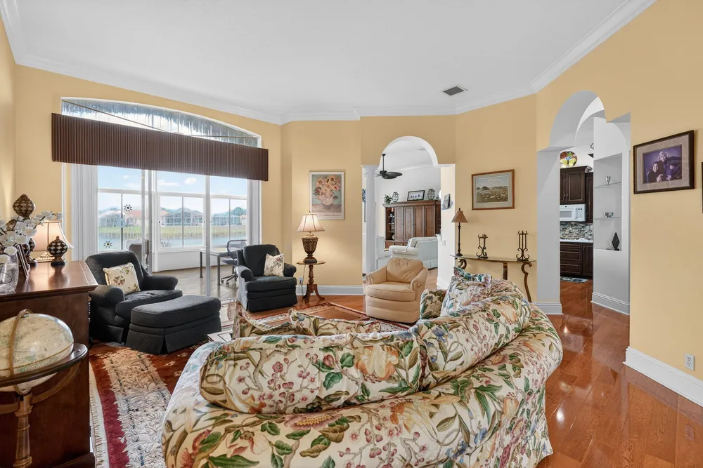 504 NW Serene Meadow Way, Port St Lucie, FL 34986