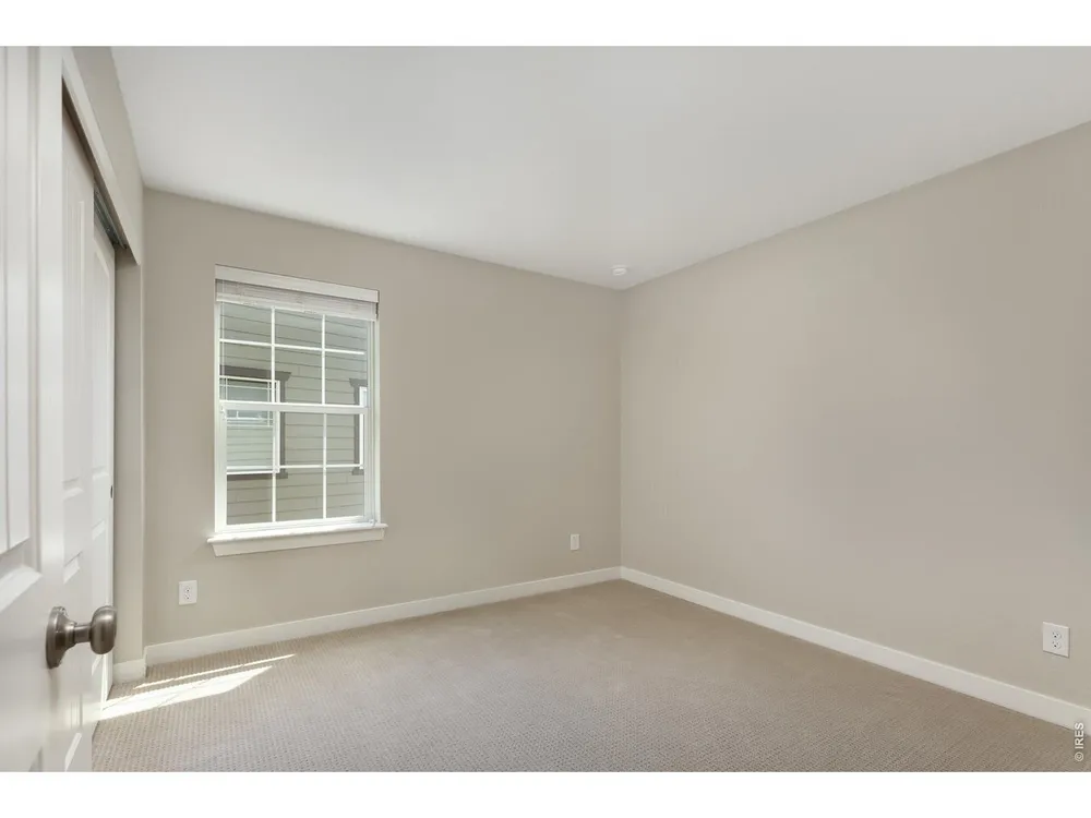 2113 SICILY CIR, Longmont, CO 80503