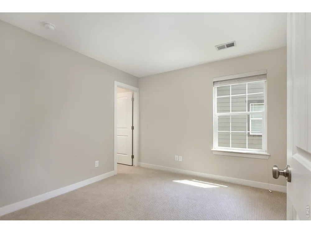 2113 SICILY CIR, Longmont, CO 80503