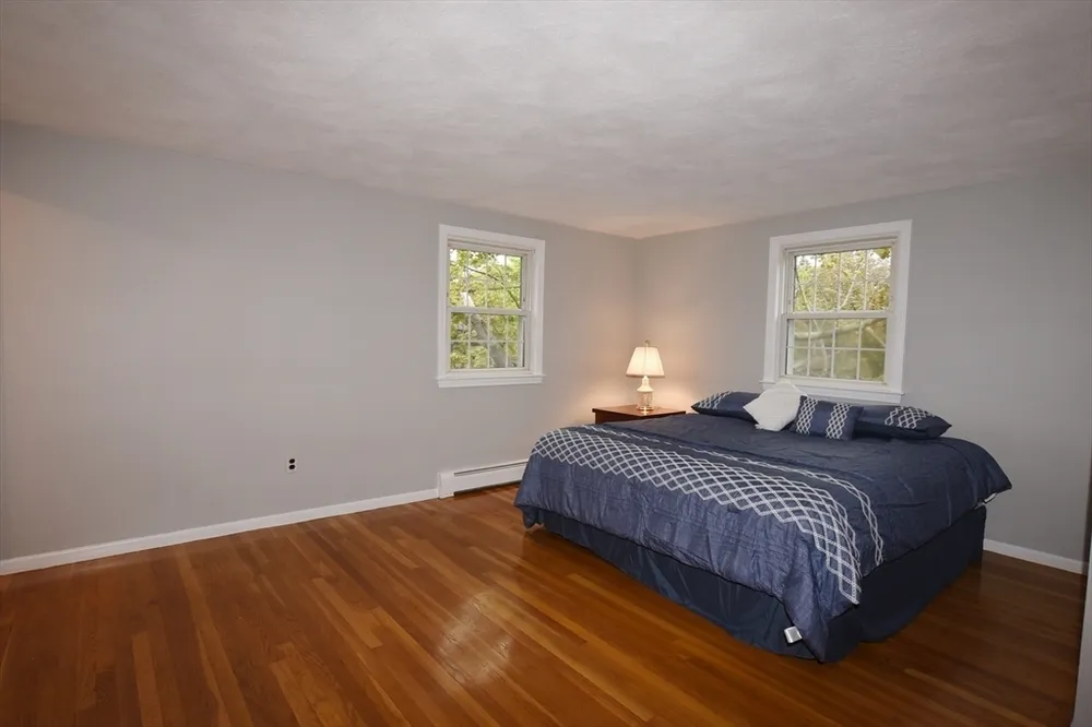 99 Louise Rd, Braintree, MA 02184