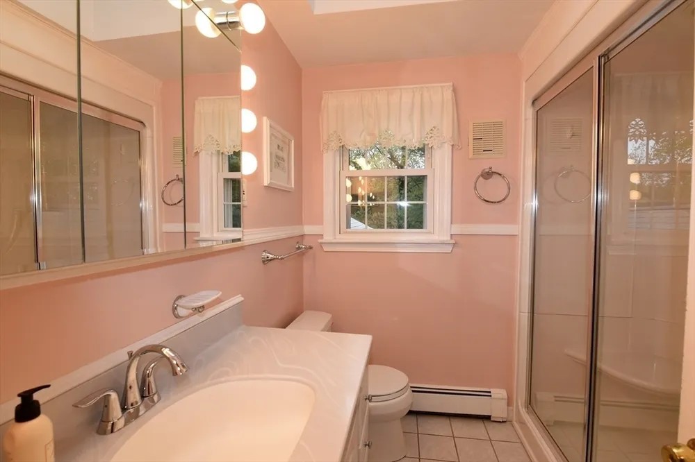 99 Louise Rd, Braintree, MA 02184