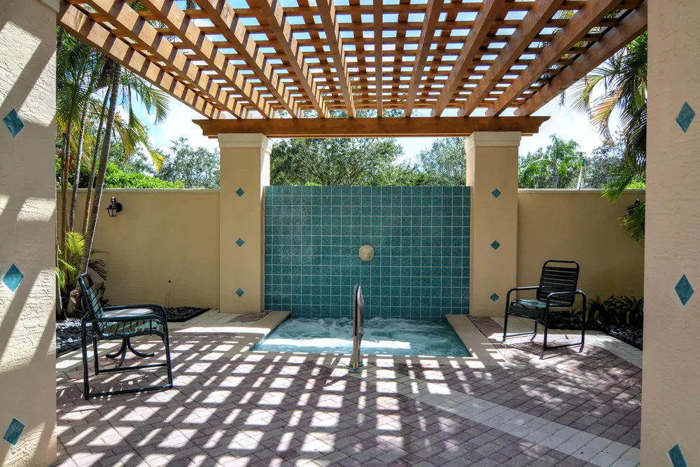 504 NW Serene Meadow Way, Port St Lucie, FL 34986