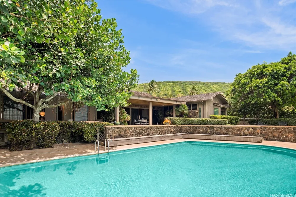 459 Portlock Rd, Honolulu, HI 96825-2025