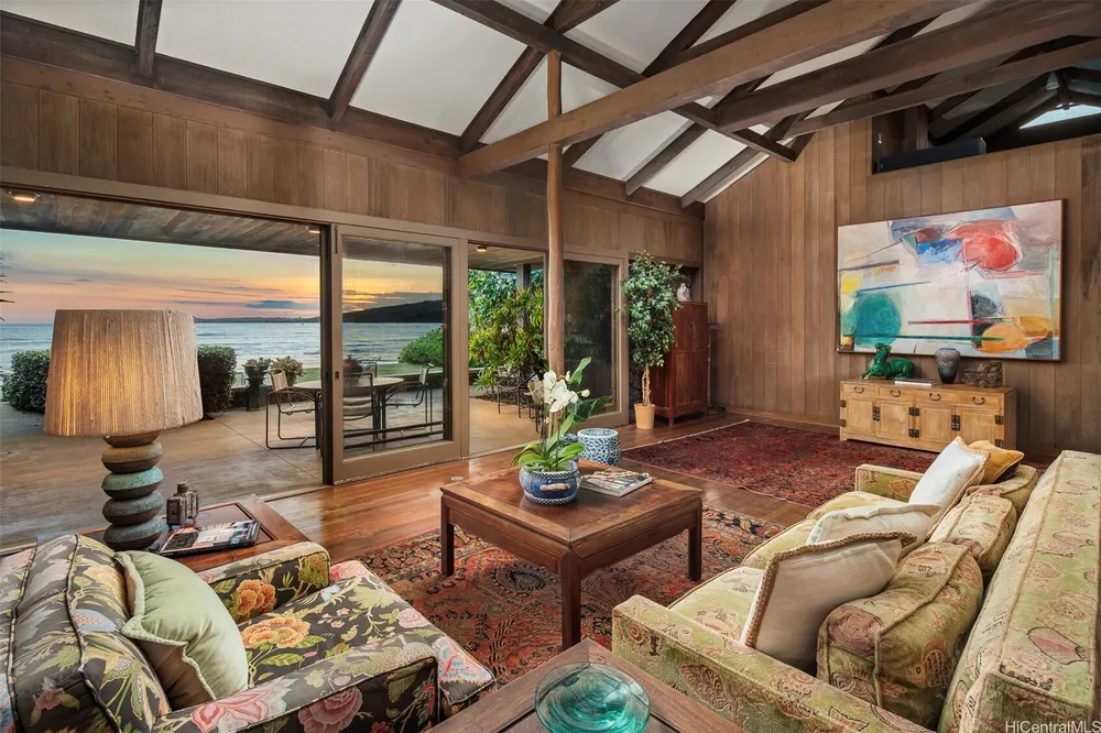 459 Portlock Rd, Honolulu, HI 96825-2025
