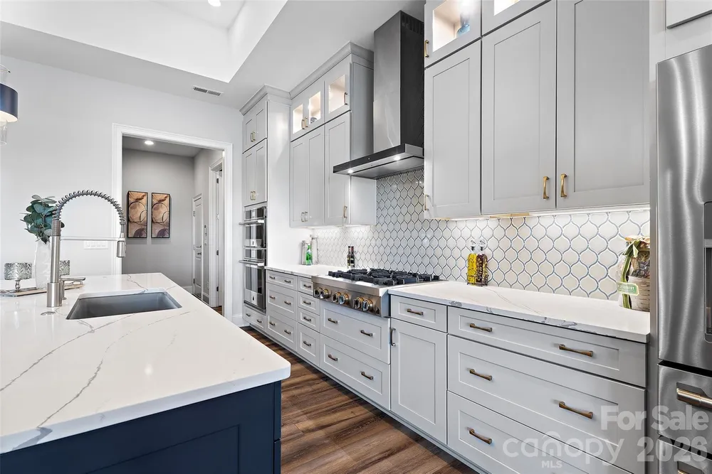 82212 Standing Oak Dr, Charlotte, NC 28278