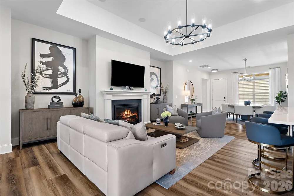 82212 Standing Oak Dr, Charlotte, NC 28278