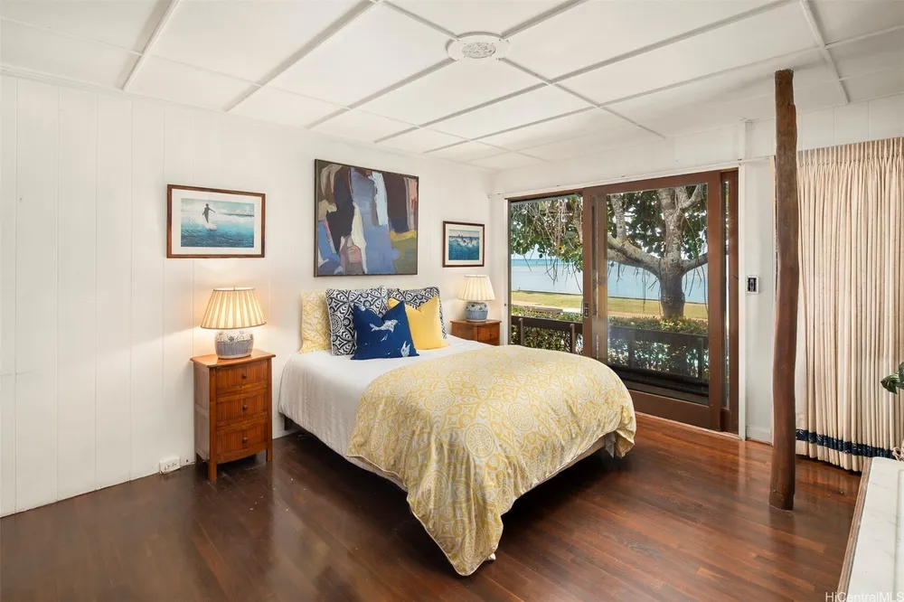 459 Portlock Rd, Honolulu, HI 96825-2025