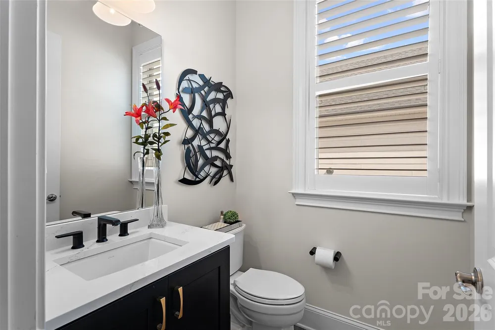 82212 Standing Oak Dr, Charlotte, NC 28278