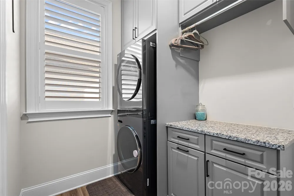 82212 Standing Oak Dr, Charlotte, NC 28278