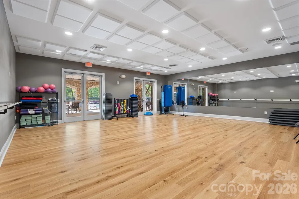82212 Standing Oak Dr, Charlotte, NC 28278