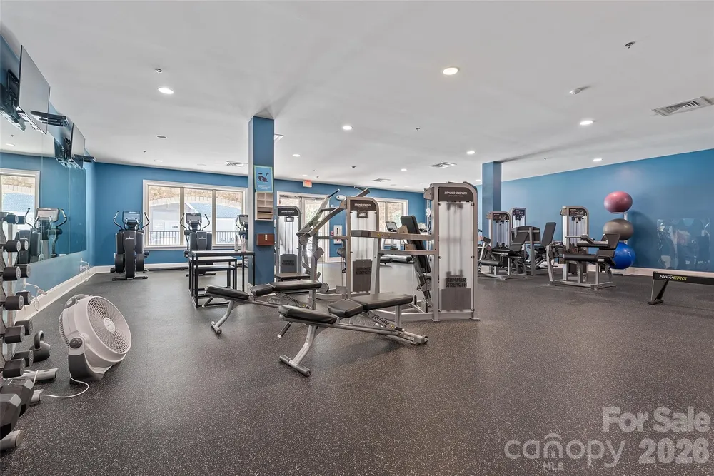 82212 Standing Oak Dr, Charlotte, NC 28278