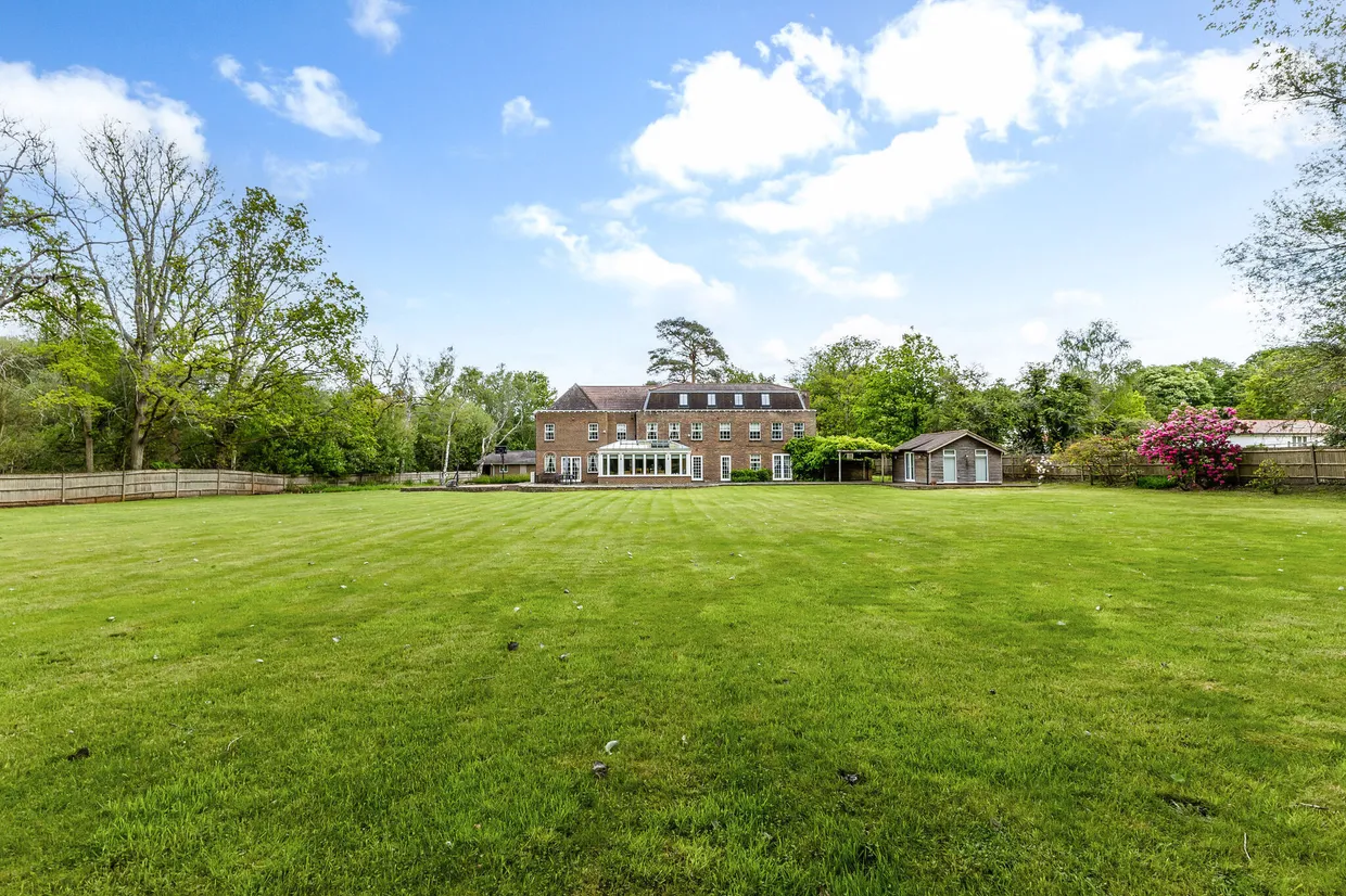 Coombe Lane, Ascot, SL5 photo 2