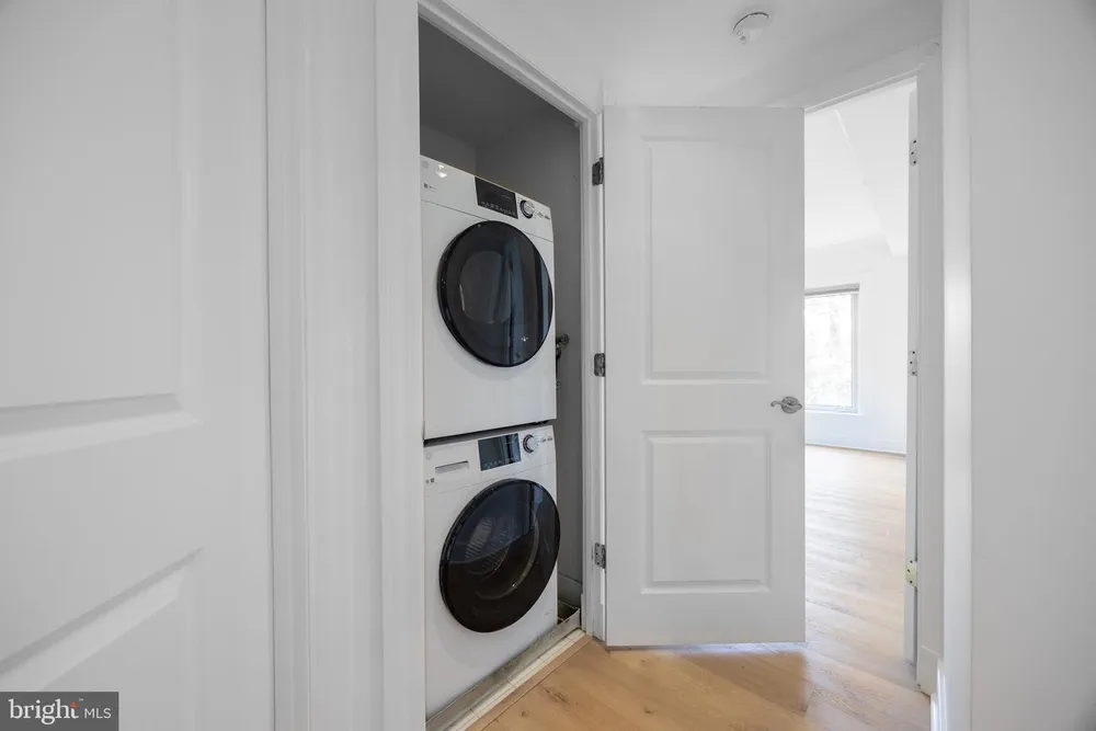 5 Park Pl, Annapolis, MD 21401