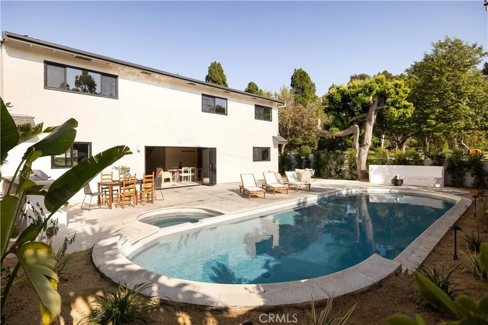 2841 Boa Vista Dr, Costa Mesa, CA 92626