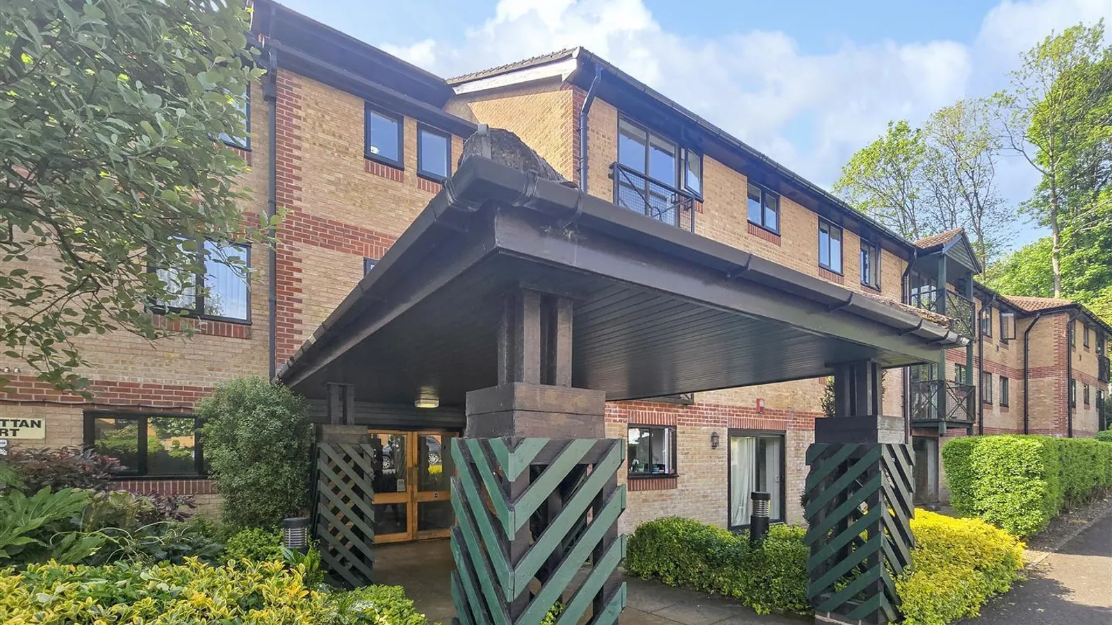 Property Photo 1