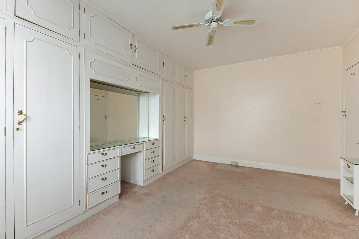 Howberry Road, Edgware, HA8 photo 13