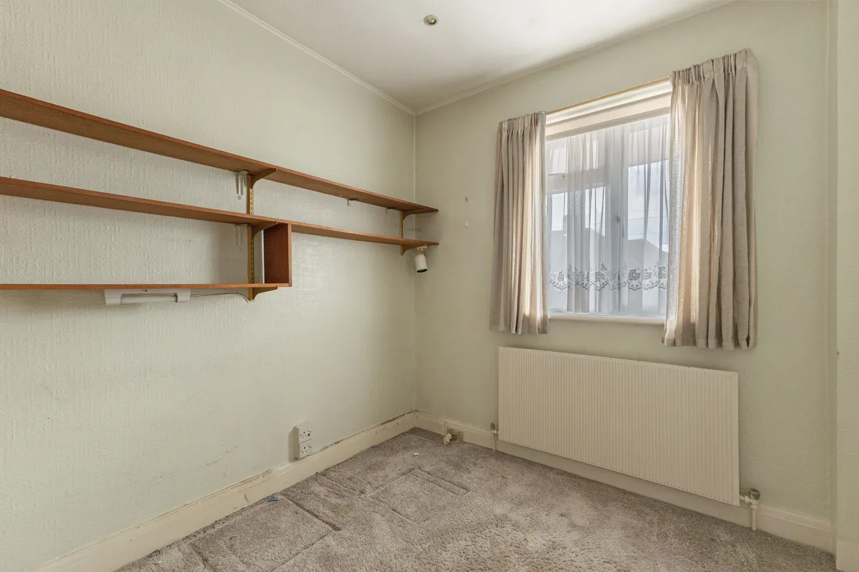 Howberry Road, Edgware, HA8 photo 20