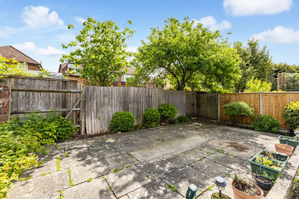 Howberry Road, Edgware, HA8 photo 21