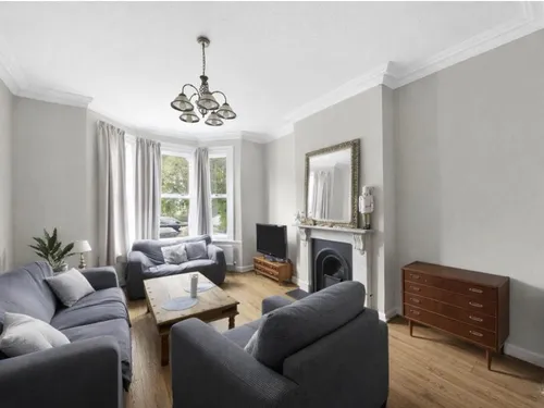 Lynette Avenue, Clapham, Londonphoto
