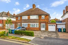 Howberry Road, Edgware, HA8 photo 23