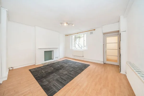 Denbigh Street, LONDON, SW1V photo 6