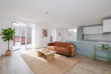 Woodside Avenue, London, N10 photo 5