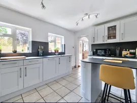 Hawkeridge, Westbury thumb 3