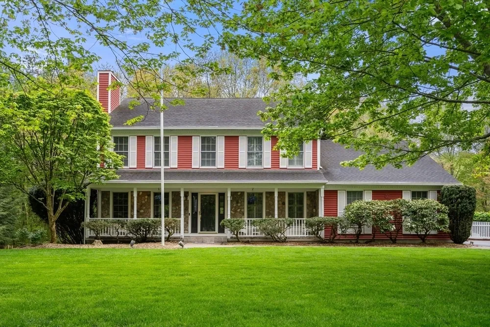 7 MAPLE BROOK LANE, Franklin, MA 02038